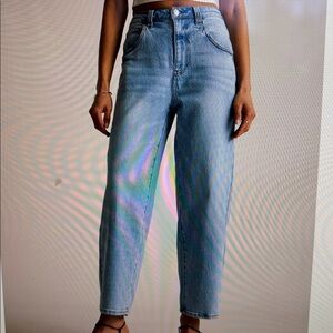 Quince Bella Stretch Light Blue Denim Barrel Jeans